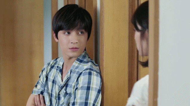 泰想陪伴,宇你同行# #高泰宇青春斗#   将心情放开  将烦恼放走  让"