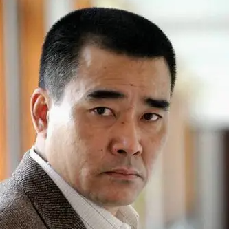 李宏伟