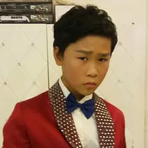 李俊豪