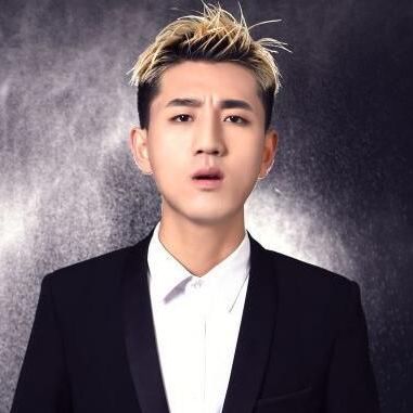 谢承佑