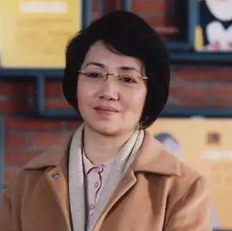 李野萍