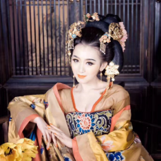 李紫滢