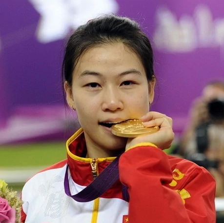 易思玲 - 腾讯视频 - 腾讯视频