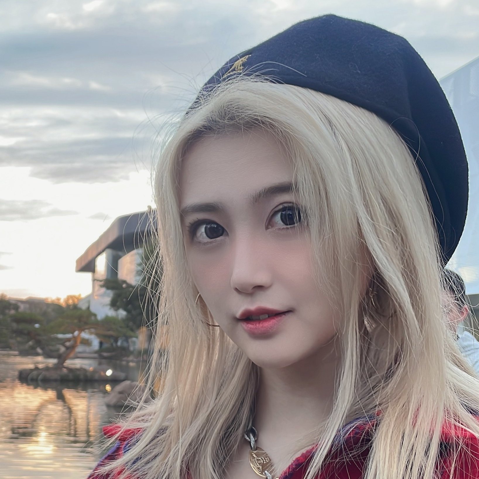 李亦涵