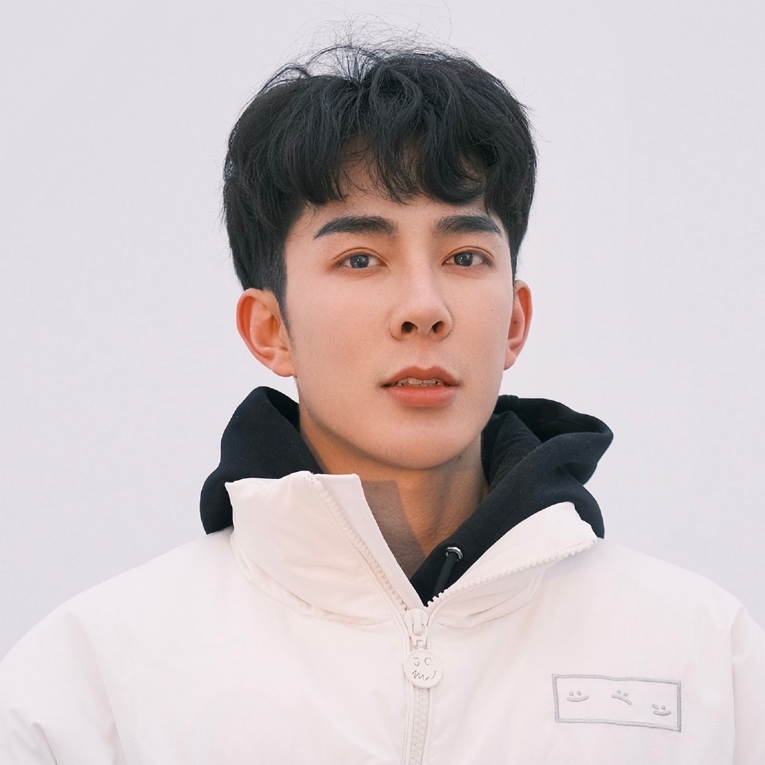 李佳琛