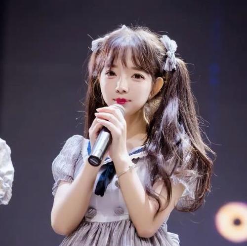 王奕萌