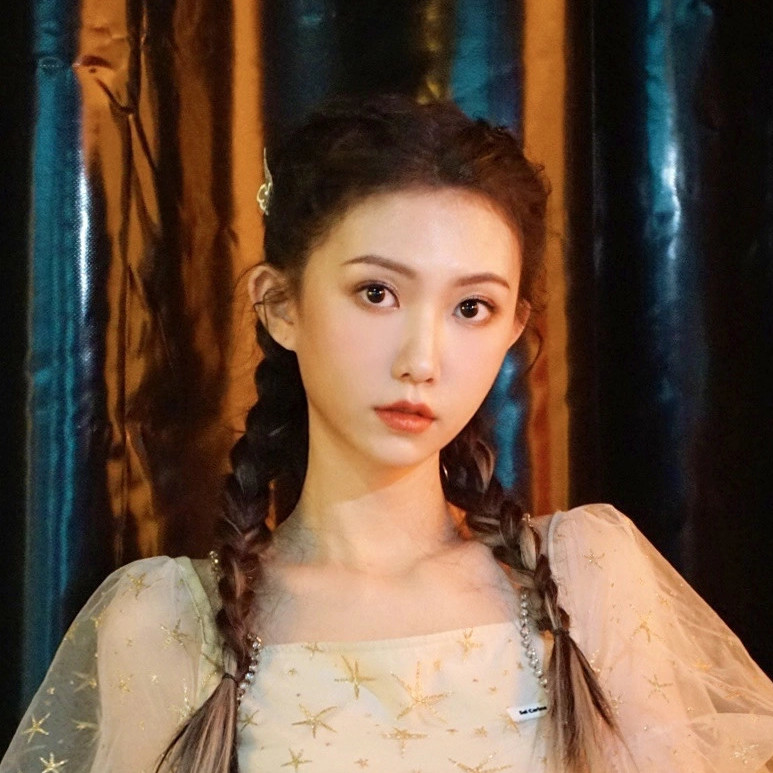 贺灵榣