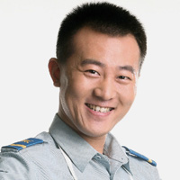 王磊