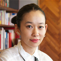 西加奈子