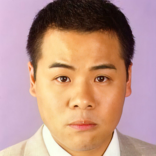 韦家雄