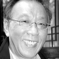 邱刚健
