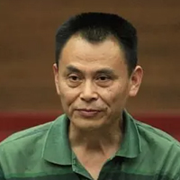 周琦
