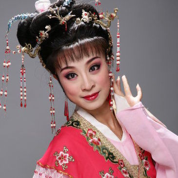王婕