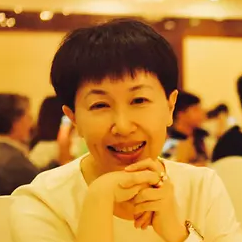 张璐