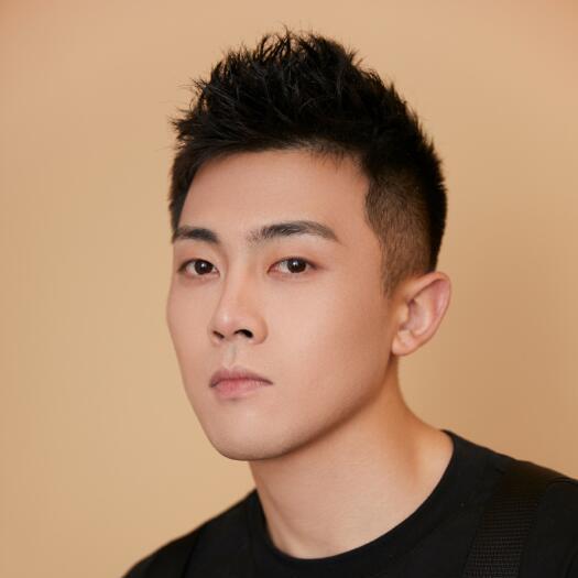 张昕宇