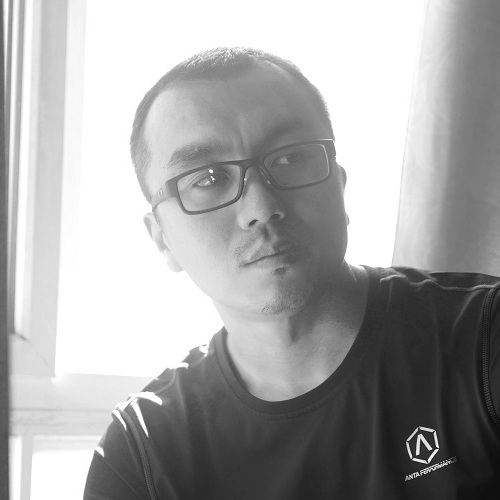 李萌
