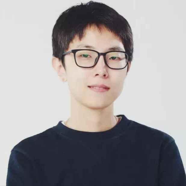 佑在