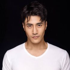李晨浩
