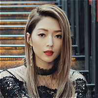 连诗雅