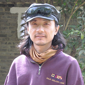 九年