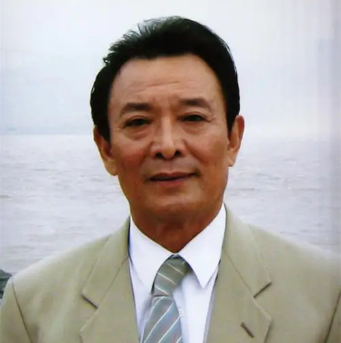 石维坚