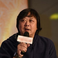 鞠觉亮