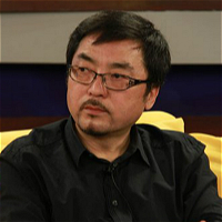 马功伟