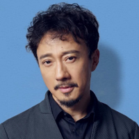 赵立新