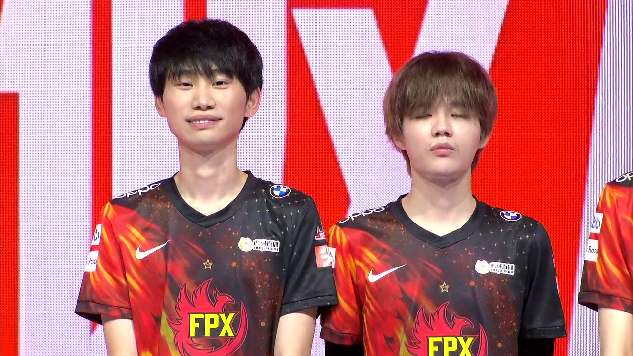 【赛后采访+互动环节】