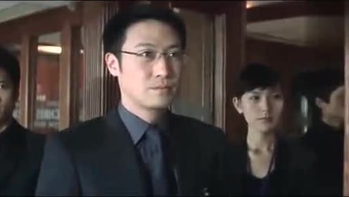 无间道3:阿仁砸爆沈亮的头,杨警官却不阻止,反而示意他继续