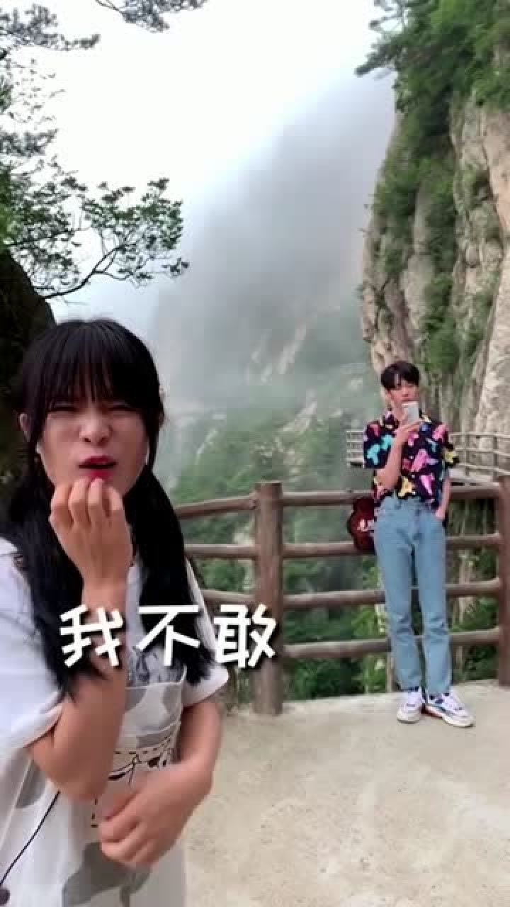 乐姐你飘了!你这是明目张胆的抢手机啊,追都追不上