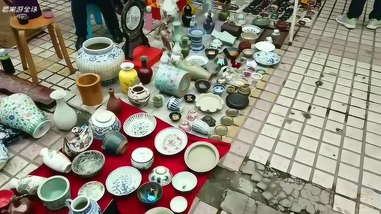 温州妙果寺古玩市场,好热闹!这里不知道可以捡漏吗?