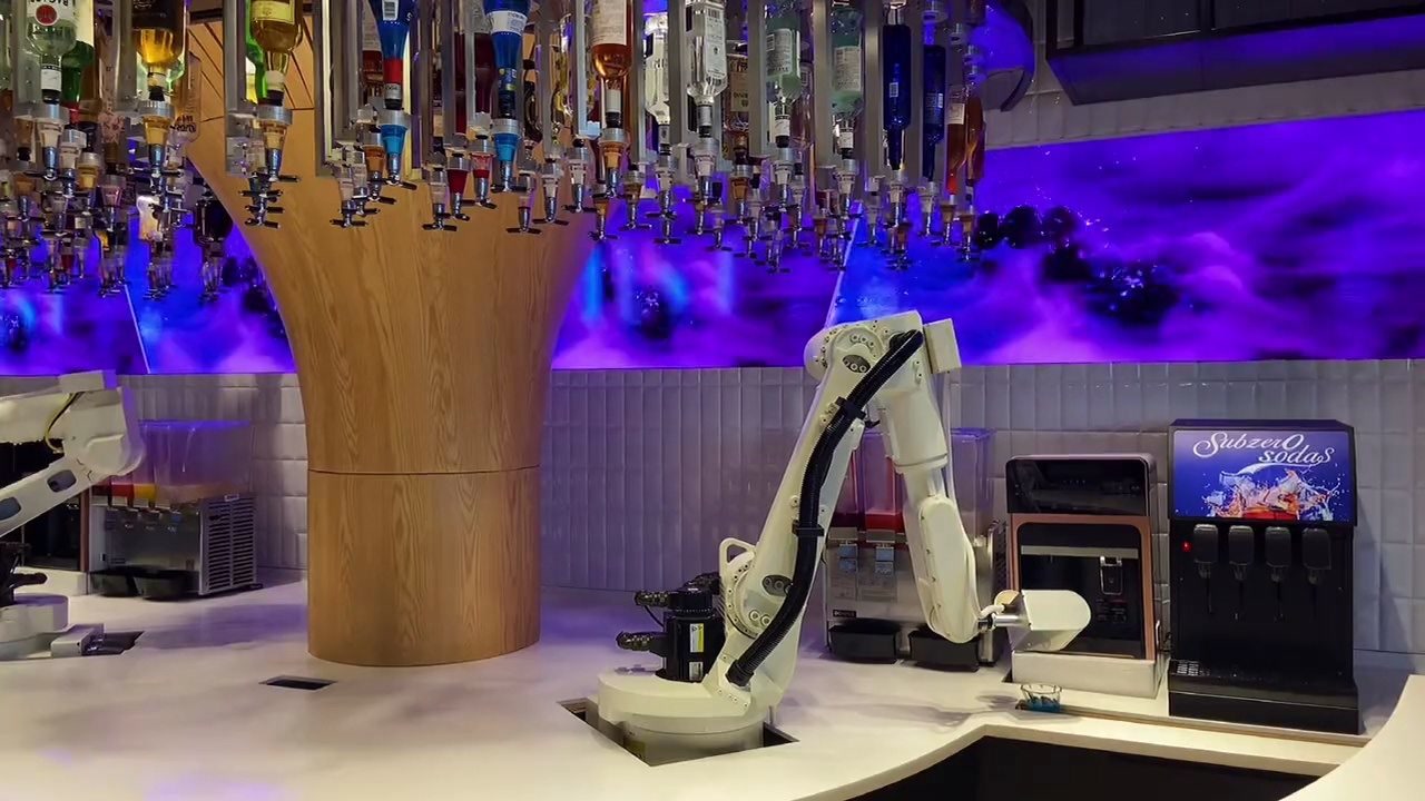 调酒机器人租赁 机械手臂调酒