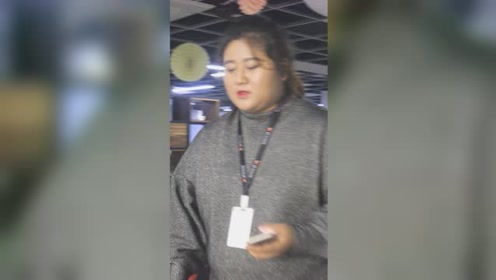 女孩是老总_女孩陪老总一年(2)