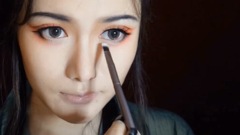 古风彼岸花曼珠沙华主题妆容,网友:妹子气质超好,古风妆容太美了!