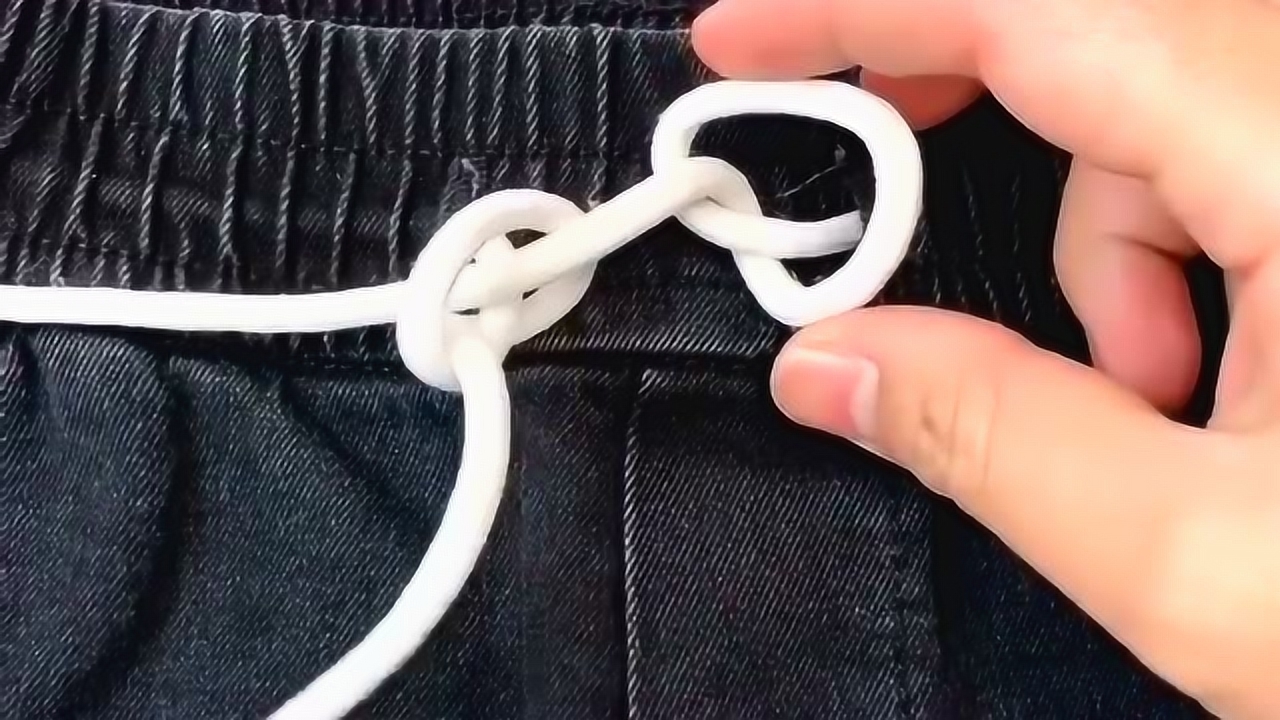 裤腰这样打结非常结实,而且哦