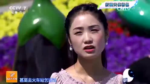 断臂女孩杨佩婚纱照_断臂女孩杨佩