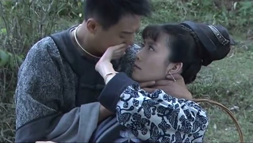 边城汉子:寡妇和男子相亲,没想到男子半路对寡妇居心叵测,不要脸!