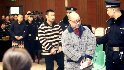 武警官兵和公安人员抓捕持枪毒贩,惊险画面曝光