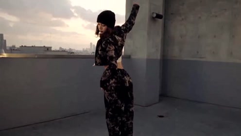 韩国BLACKPINK Lisa - Words (MV)