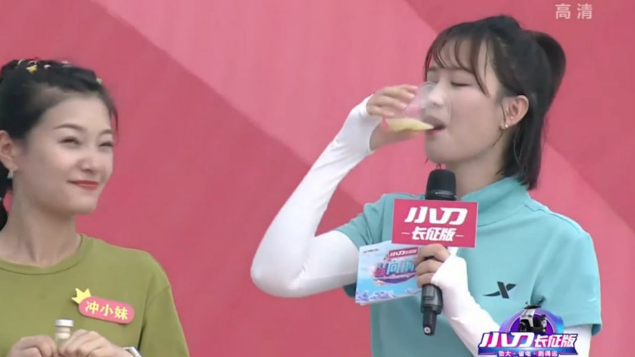 美女闯关落水,吴言受罚喝柠檬汁,节目组太狠了丨男生女生