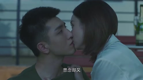 吻胸解内衣吻戏优酷_边吻美女边解内衣内裤(2)