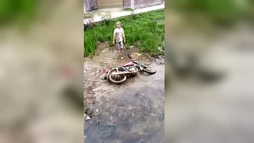 富贵恶搞视频，富贵恶搞视频大全