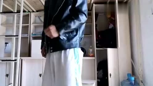 男孩|酷爱运动的男生腹肌长什么样