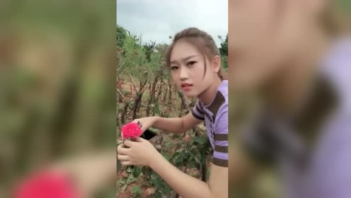 缅甸美女也是那么的调皮,厉害了!
