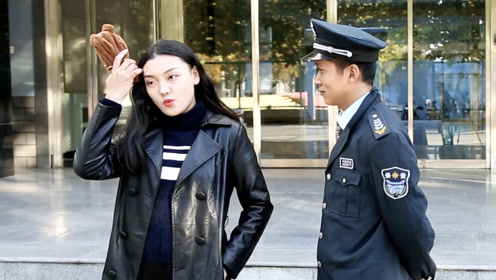 保安救女老总_李信保安头像