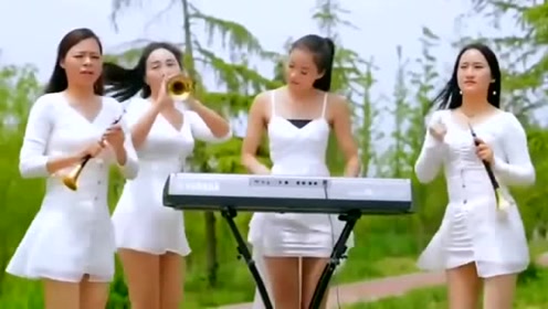 农村姑娘翻唱大姑娘美大姑娘浪风格与众不同别有韵味