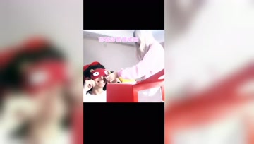 梦泪的恐怖箱挑战：摸出了一个奇怪的东西！
