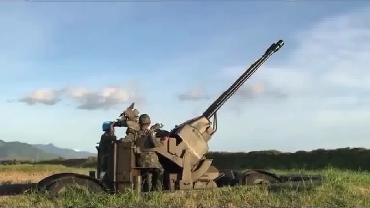 35毫米双联高炮实弹射击!