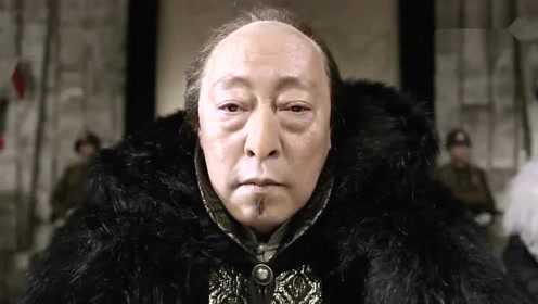 一帮土匪吃西餐吃急眼,座山雕的手上活真绝了,金星在一旁略有违和